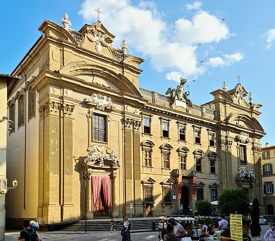 Palazzo_di_San_Firenze, LOCATION DELLA SERIE IL MOSTRO
